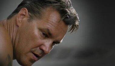 Tänään tv:ssä: Lähtöpassit viinan takia – Vuoden 2007 elokuva jäi näyttelijän viimeiseksi suosikkiroolissa