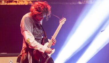 Black Midi -kitaristi Matt Kwasniewski-Kelvin, 26, on kuollut - "Kaikista yrityksistä huolimatta hän antautui"