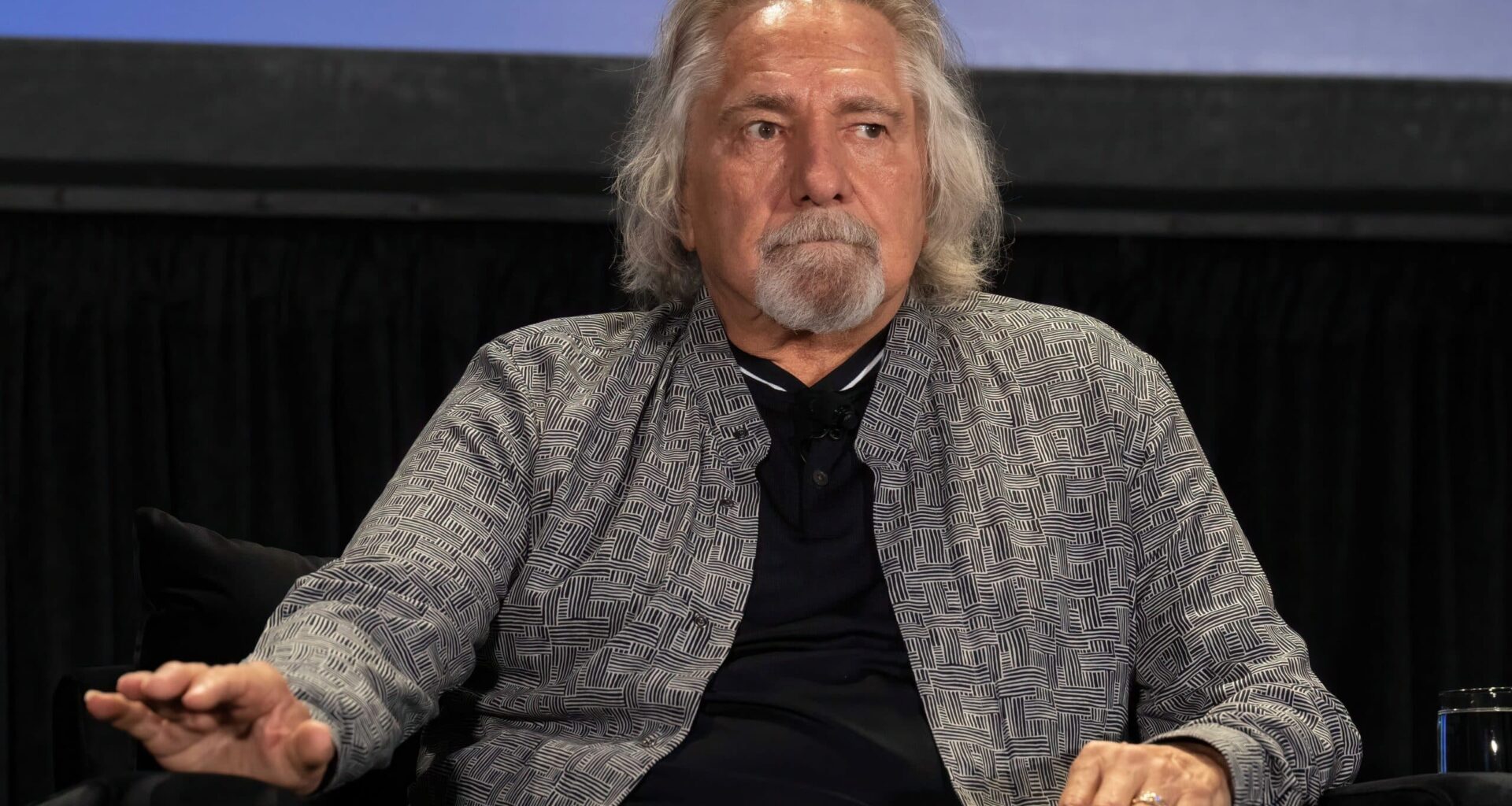 "Niitä soittaessa ajattelin, että tämähän on täyttä kuraa" - Black Sabbath hylkäsi levyllisen verran valmiita biisejä aloittaessaan yhteistyön tuottajalegendan kanssa