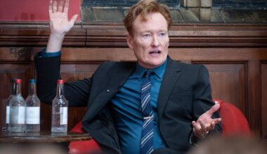 Conan O’Brien kritisoi koomikoita, joilla ei ole enää muuta sanottavaa kuin ”Haista v*ttu Trump”