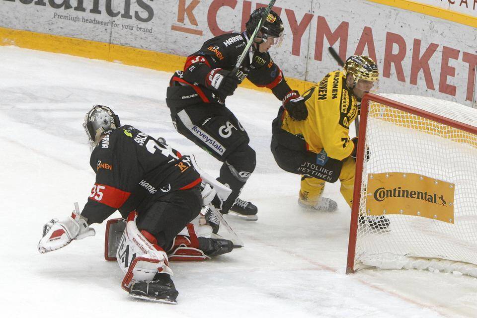 KalPa ja JYP vääntävät pisteistä Jyväskylässä.