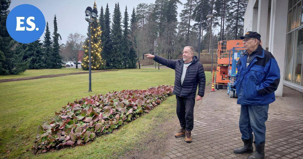 Sammutustöitä johtanut Reijo Hämäläinen ja palomies Kai Kaltto muistelevat Luumäen kunnanviraston paloa 1986: "Ei sitä olisi pelastanut Ukko-jumalakaan" | Paikalliset