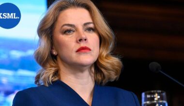 Latvian pääministeri: Itämerellä on havaittu valokuitukaapelin vaurioituminen – poliisin mukaan asiaan liittyvä alus on nyt Latviassa | Uutissuomalainen