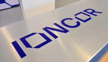 Ioncor sulki suunsa, mutta suuren akkujäristyksen odotus tuntuu värinänä Salossakin