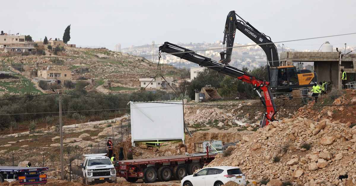 Israel aloitti palestiinalaisten asuttamien 25 rakennuksen purkamisen Länsirannalla | Uutisia lyhyesti