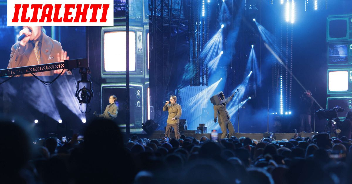 KAJ:n esiintyminen Kansalaistorilla kuohuttaa somessa: ”Käy sääliksi yleisöä”