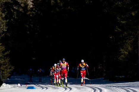 Kärkimies Kläbon takana oli kahdeksan miehen porukka, johon Niskanen ei millään ehtinyt mukaan.