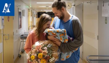 Vuoden 2026 ensimmäinen tamperelaisvauva syntyi kello 04.52 – ”Isoveli hoitaa”