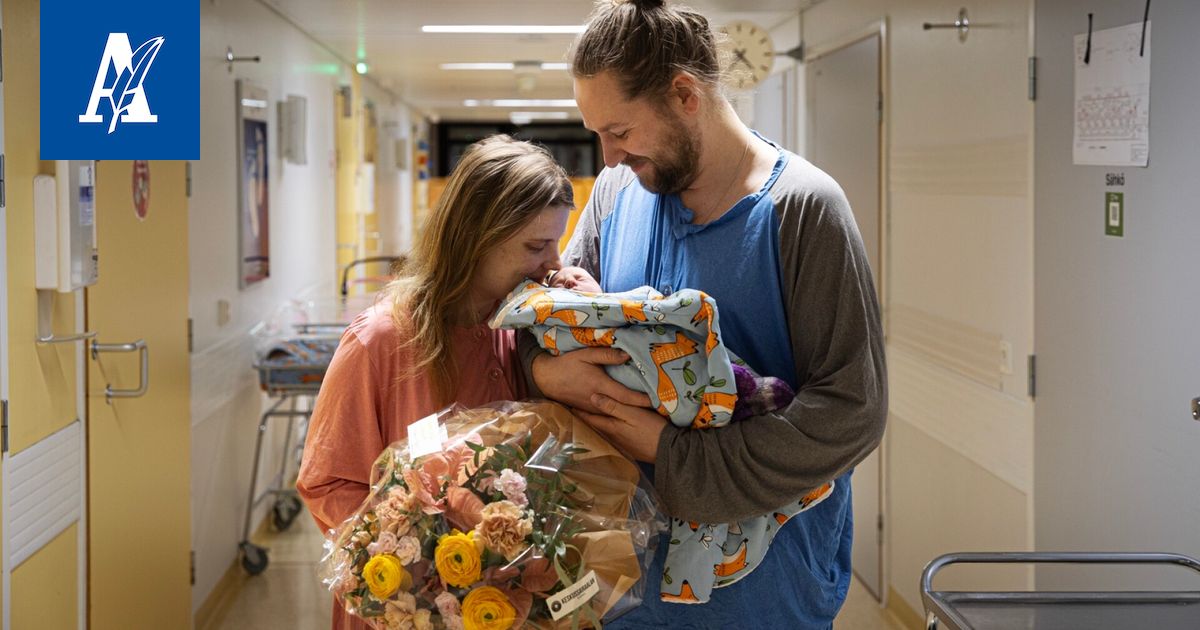 Vuoden 2026 ensimmäinen tamperelaisvauva syntyi kello 04.52 – ”Isoveli hoitaa”