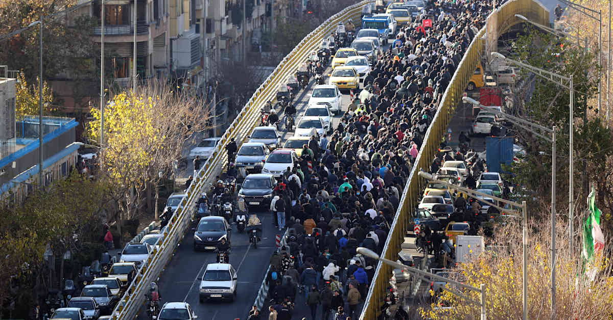 Ainakin kuusi ihmistä kuollut Iranin mielenosoituksissa | Uutisia lyhyesti