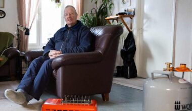 Moströmit asuvat 15 asteessa, asentajien sormet jäätyvät pakkasessa – näin Hannes-myrsky vaikuttaa yhä | Kotimaa