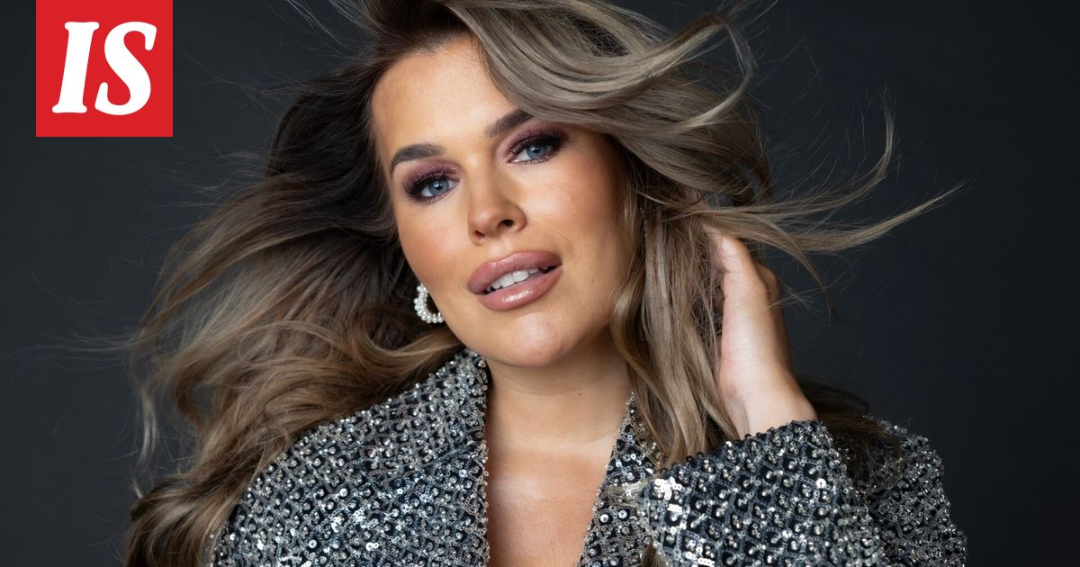 Sara Sieppi julkaisi kuvia uudenvuodenjuhlista