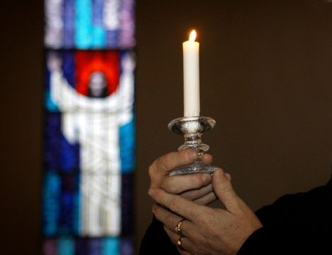 Useat koulut ovat karsineet kristillisyyden kokonaan pois joulujuhlastaan. Kuvituskuva.