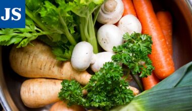 Kasvisruoka ei vaadi taikatemppuja – Avituksen kokki antaa luennolla vinkkejä, miten ruokavaliota saa muokattua kasvispainotteisemmaksi