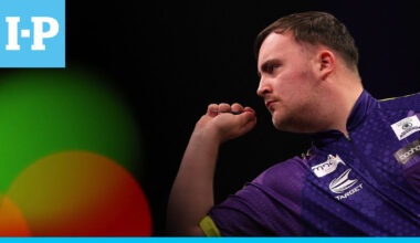 Luke Littler jälleen dartsin maailmanmestari