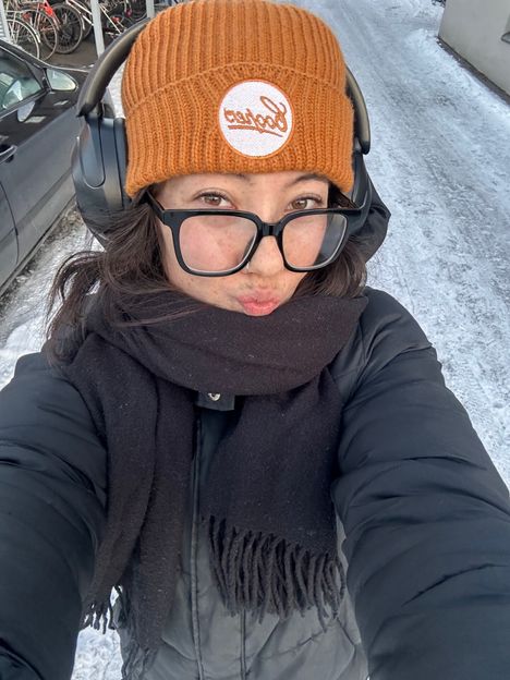 Läheistensä ja lemmikkiensä lisäksi Aisha ikävöi Australiasta eniten aurinkoa ja rantoja, joista voi nautiskella ympäri vuoden.