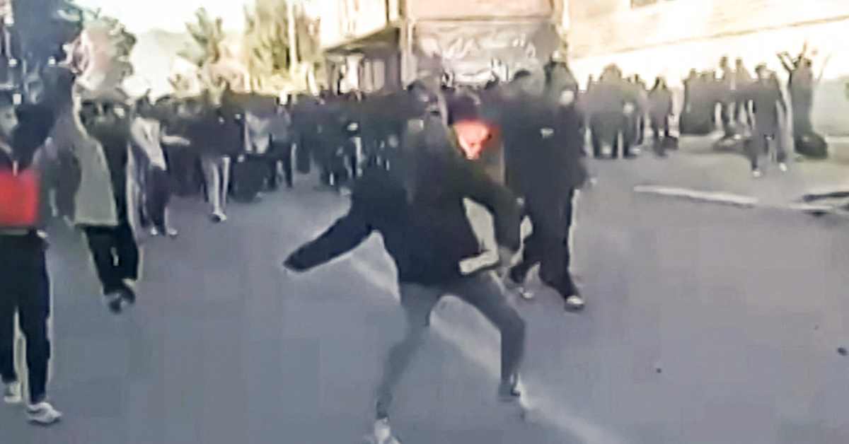 Trump varoittaa Yhdysvaltojen iskevän Iraniin, jos maassa kuolee lisää mielen­osoittajia | Uutisia lyhyesti