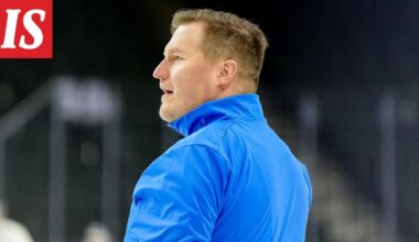 Nuoret Leijonat: supertähdiltä painavaa puhetta päävalmentajasta