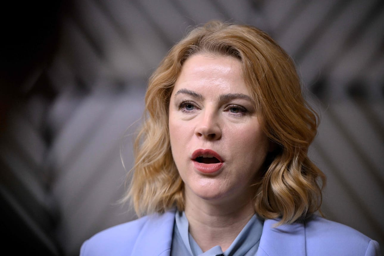 Latvian pääministeri Evika Silina kertoi kaapelin vaurioitumisesta sunnuntaina.