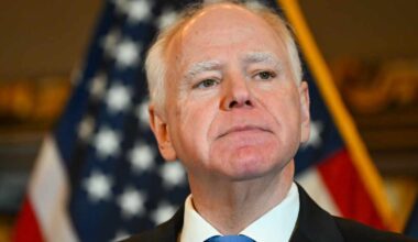 Minnesotan kuvernööri Tim Walz luopuu kolmannen kauden tavoittelusta petosskandaalin vuoksi | Ulkomaat