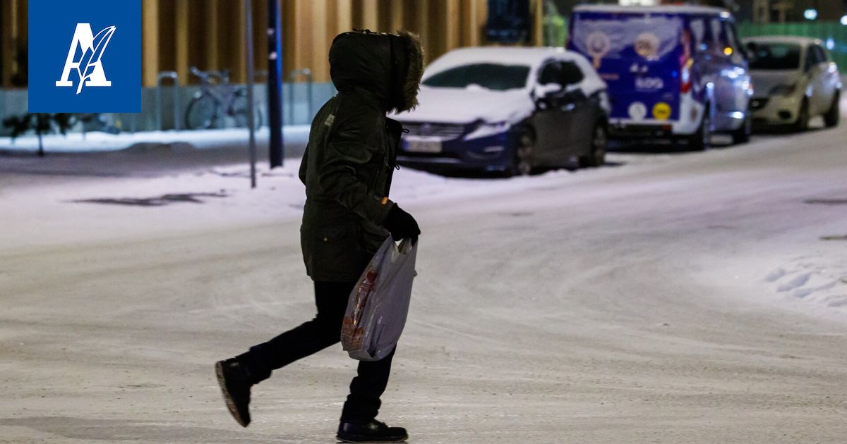 Pakkanen lauhtuu hetkeksi – Etelä- ja Lounais-Suomeen illalla lumisateita