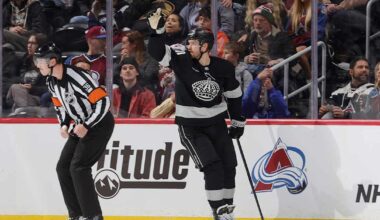 Suomen NHL-tähdestä ikäviä uutisia: joutui jättämään ottelun kesken | Urheilua lyhyesti