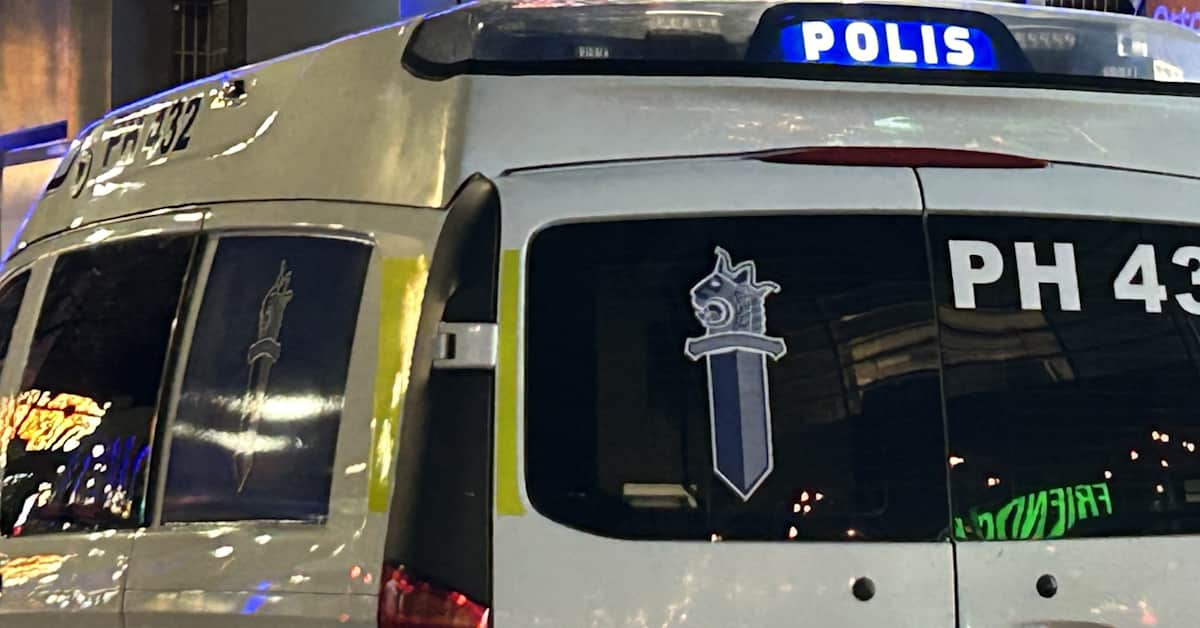 Usean auton kolarisuma Turussa – myös auttamaan pysähtyneen autoon törmättiin | Varsinais-Suomi