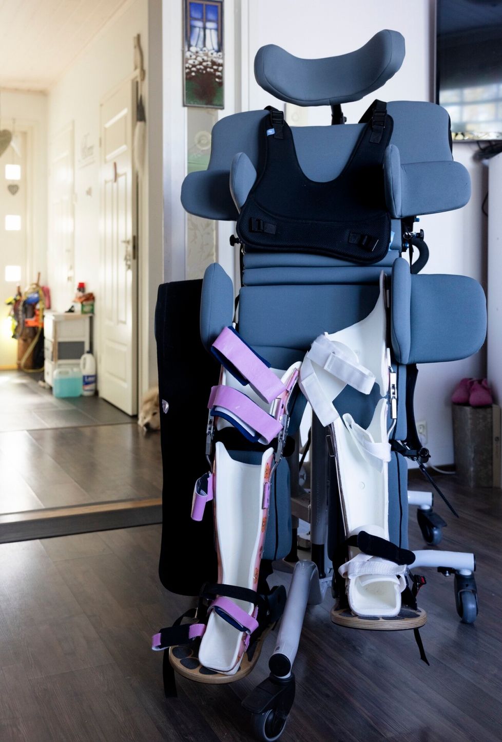 Perheen kodissa on tällä hetkellä sairaalatason apuvälineet Marikan hoitoon.