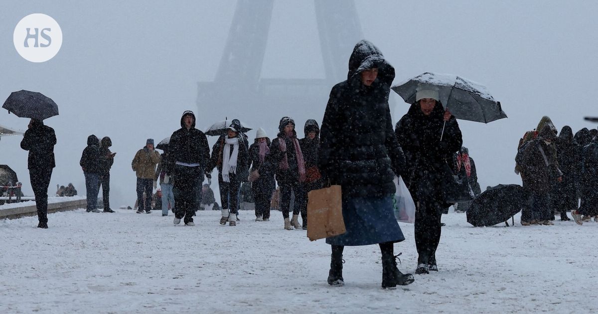 Ainakin kuusi ihmistä kuollut, satoja lentoja peruttu talvimyrskyn takia