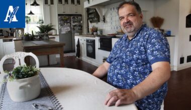 Sastamalalaista Kari Rajainmäkeä uhkaa työttömyys, jos verottajan linjaus pitää