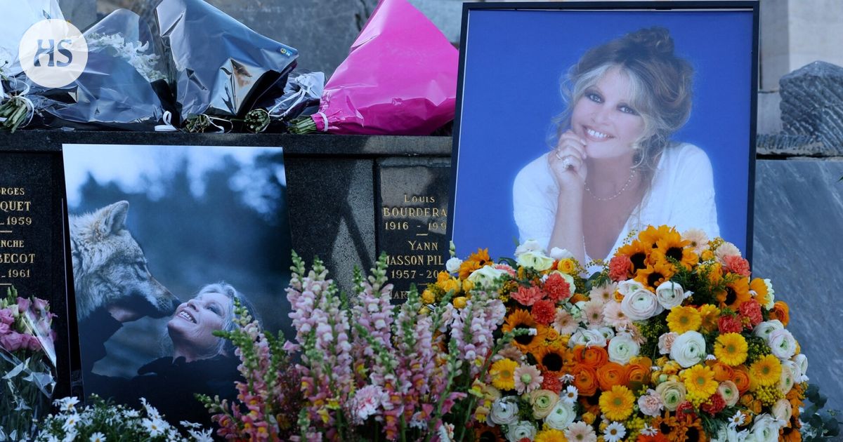 Brigitte Bardot haudattiin Saint-Tropezissa | HS.fi