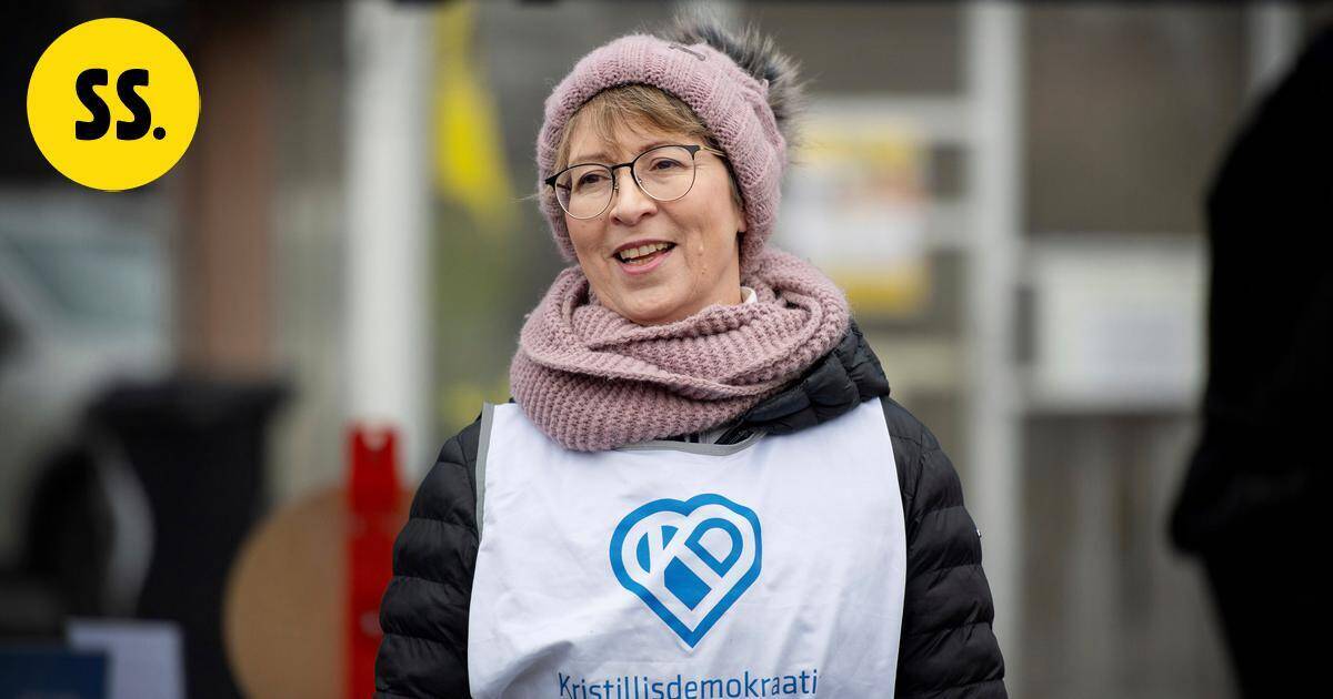 Ilouutinen: Sari Essayahista tuli isoäiti | Savo