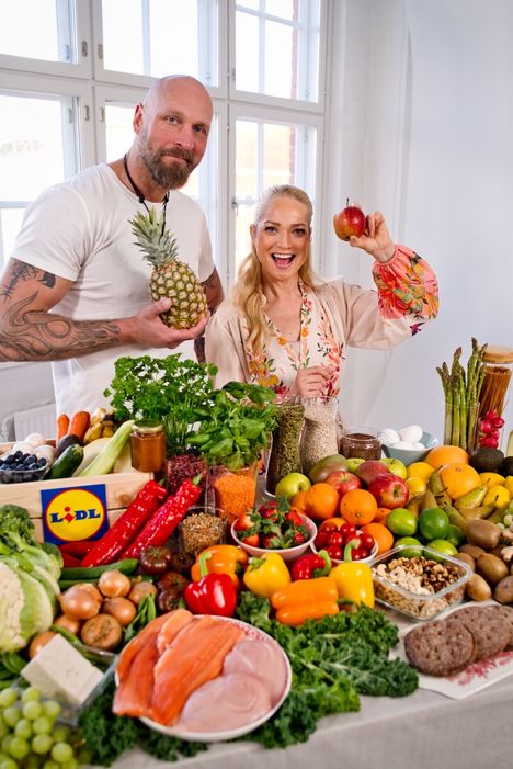 Pippa Laukka ohjeisti Robert Heleniusta monipuolistamaan ruokavaliota.