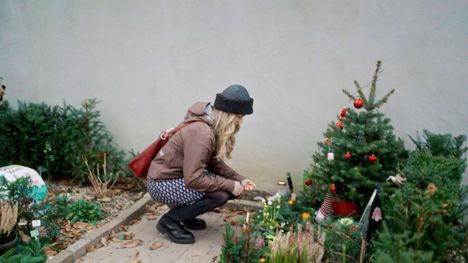 Sarahin kämppäkaveri pohtii, oliko Sarahin arkinen ”hutilointi” sittenkin pään sisäisen kaaoksen oire.