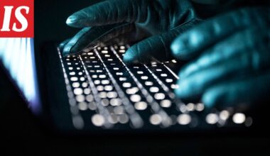 Hakkeri tuhosi ”natsien tinderin” eli WhiteDate-treffipalvelun yleisön edessä