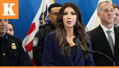 Valkoinen talo: Trumpin hallinto tukee maahanmuuttopoliisia