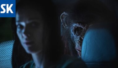 Raivotautinen simpanssi jahtaa teinejä häijyssä kauhuelokuvassa