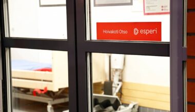 TS: Vanhus kuristui kuoliaaksi hoivakodissa Turussa, poliisi tutkii asiaa | Varsinais-Suomi