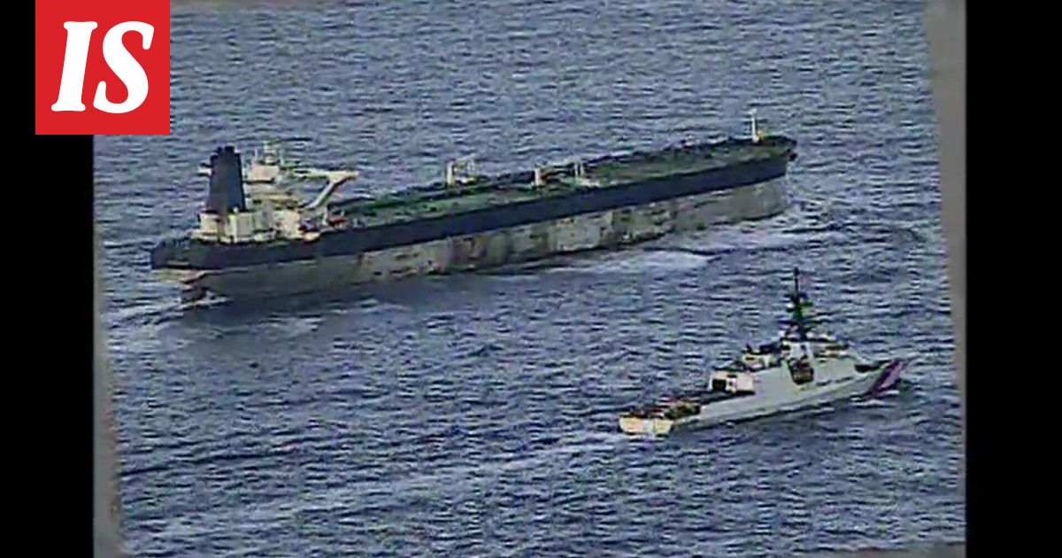 The Guardian: Kaksi uutta pakotteiden alaista öljytankkeria Englannin kanaalissa matkalla Venäjälle