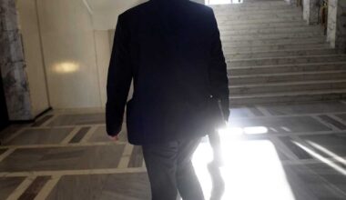 Joka toinen uskoo korruption olevan yleistä valtakunnan päättäjien keskuudessa, kertoo kysely | Uutisia lyhyesti