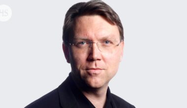 Ihminen on elinkaarensa ”keski-iässä” nelikymppisenä ja astumassa elämänsä parhaaseen vaiheeseen, uudet tutkimukset kertovat