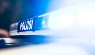 Rattijuoppo törmäili kaupan oviin Raahessa | Pohjois-Pohjanmaa