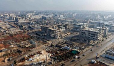 Kurdijoukot ja Syyrian armeija kiistelevät Aleppon hallinnasta | Uutisia lyhyesti