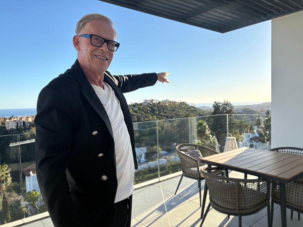 Sukareiden terassilta on näkymät Gibraltarille saakka.