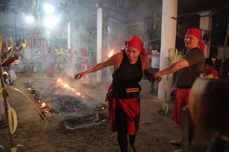 Myös Sara Sieppi ja Artturi Sieppi saivat palovammoja tehtävästä.