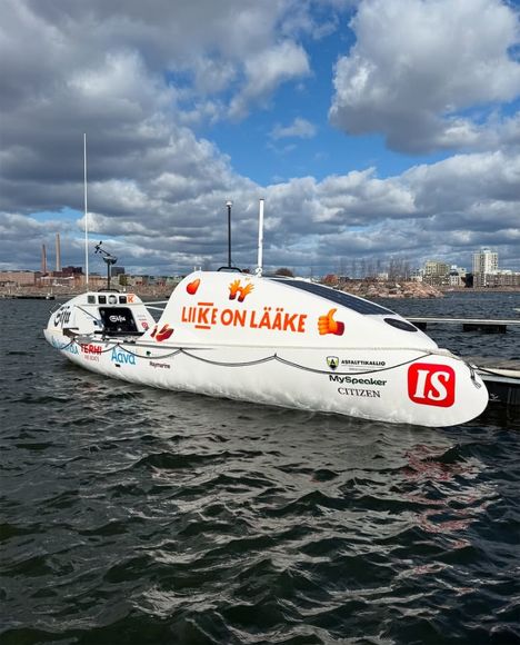 Jari Saarion erikoisvalmisteinen vene.