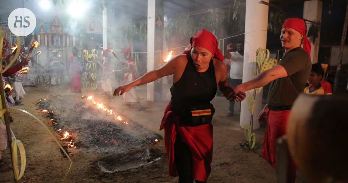 Jalkojen ei kuuluisi palaa hiilillä kävelyssä, vaikka hiilet ovat yli 600-asteisia