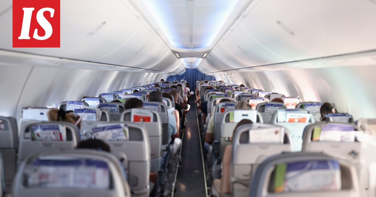 Epäily: Mies istui viereen kesken lennon ja yritti raiskata