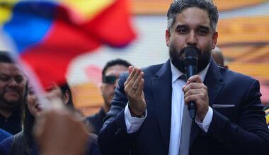 Maduron poika sanoo isänsä voivan hyvin vankilassa | Uutisia lyhyesti