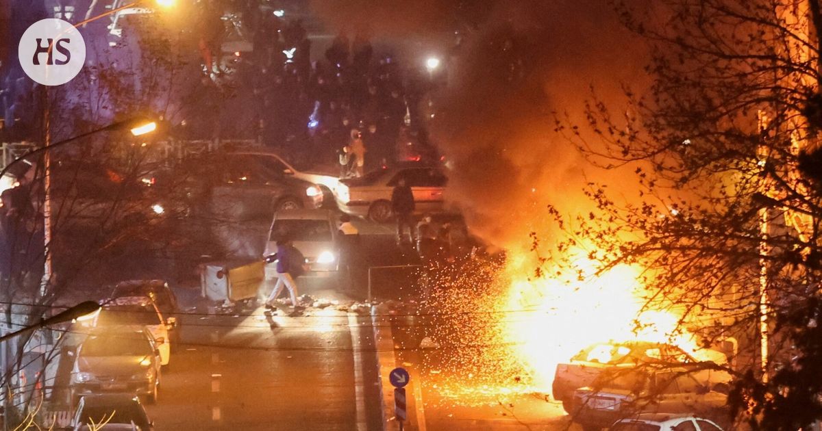 Trumpin katse kääntyi mielenosoituksia käyvään Iraniin: Tästä on kyse